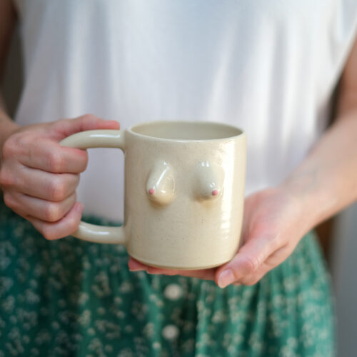 Atelier tasse boobs