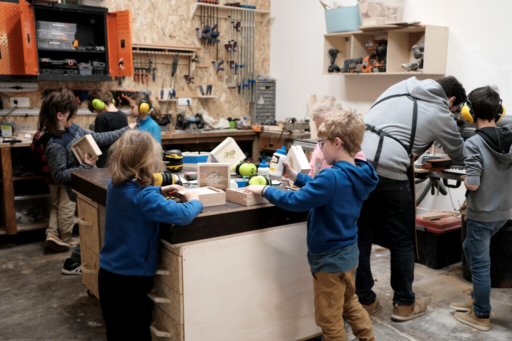 atelier bois pour enfant à pau initiation au bricolage